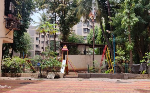 Makhija arcade, bandra west