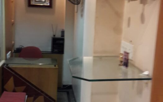 Sahar Road, Vile Parle East